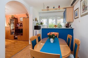 Dining - Comfortable and fully furbished apartment in center (Split)