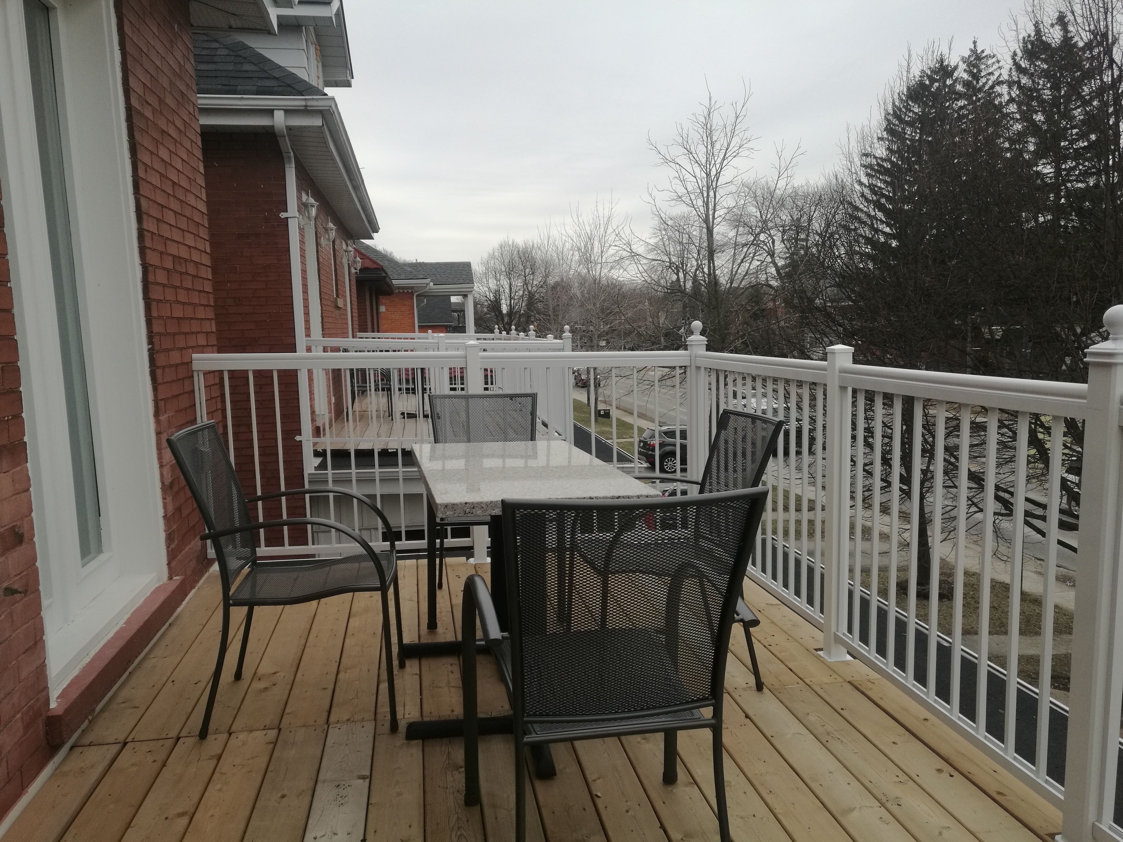 Suite luxueuse, 1 très grand lit et 1 canapé-lit, balcon | Balcon