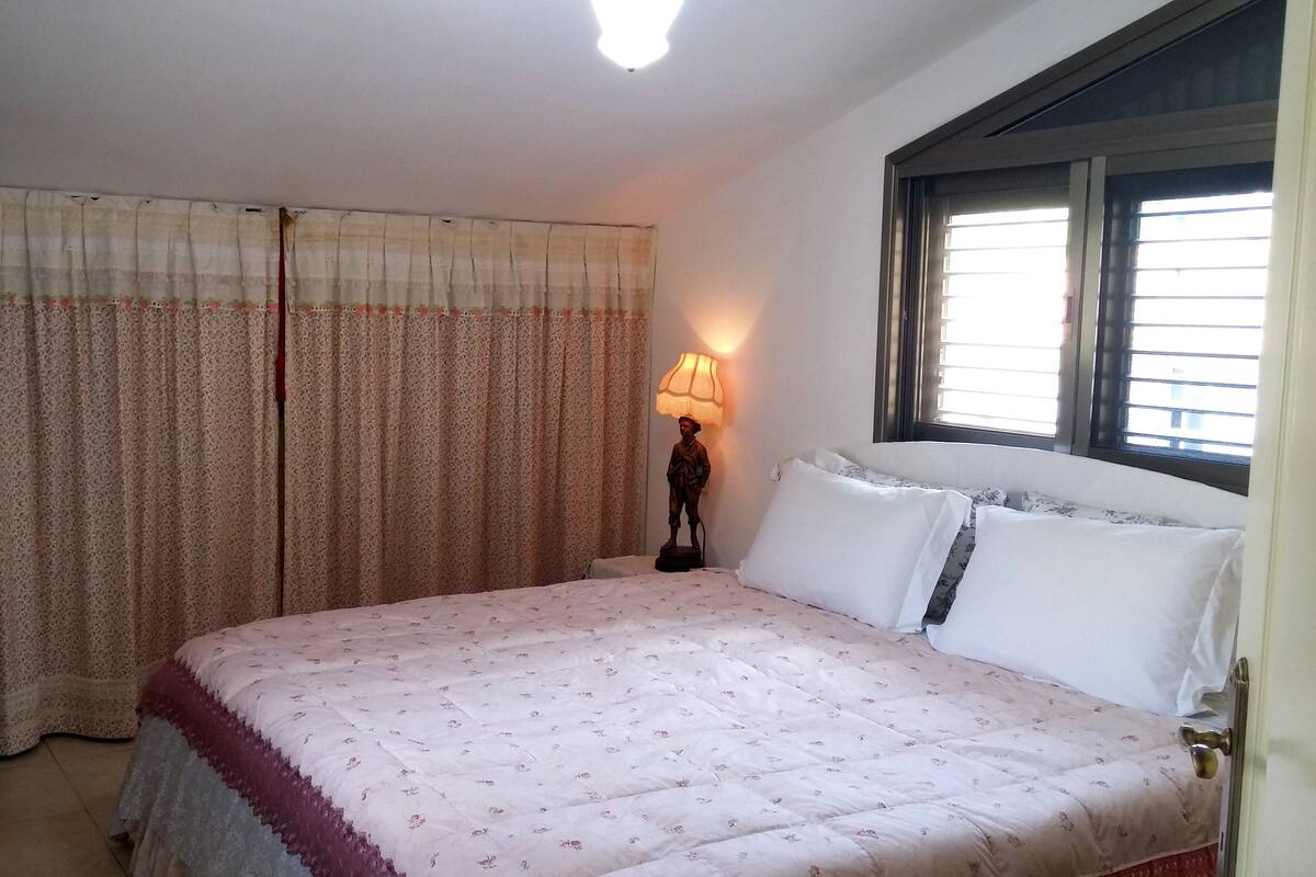 Cobertura executiva, 1 cama King, para não fumantes | Roupas de cama de algodão egípcio, roupas de cama premium