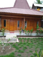 Quarto família | Escrivaninha, Wi-Fi de cortesia