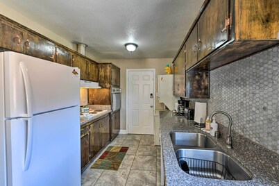 Vintage Downtown Vegas Retreat < 3 Mi to Strip!