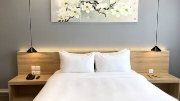 Superior Double Room | Meja, langsir/tirai gelap terus, kalis bunyi, Wi-fi percuma