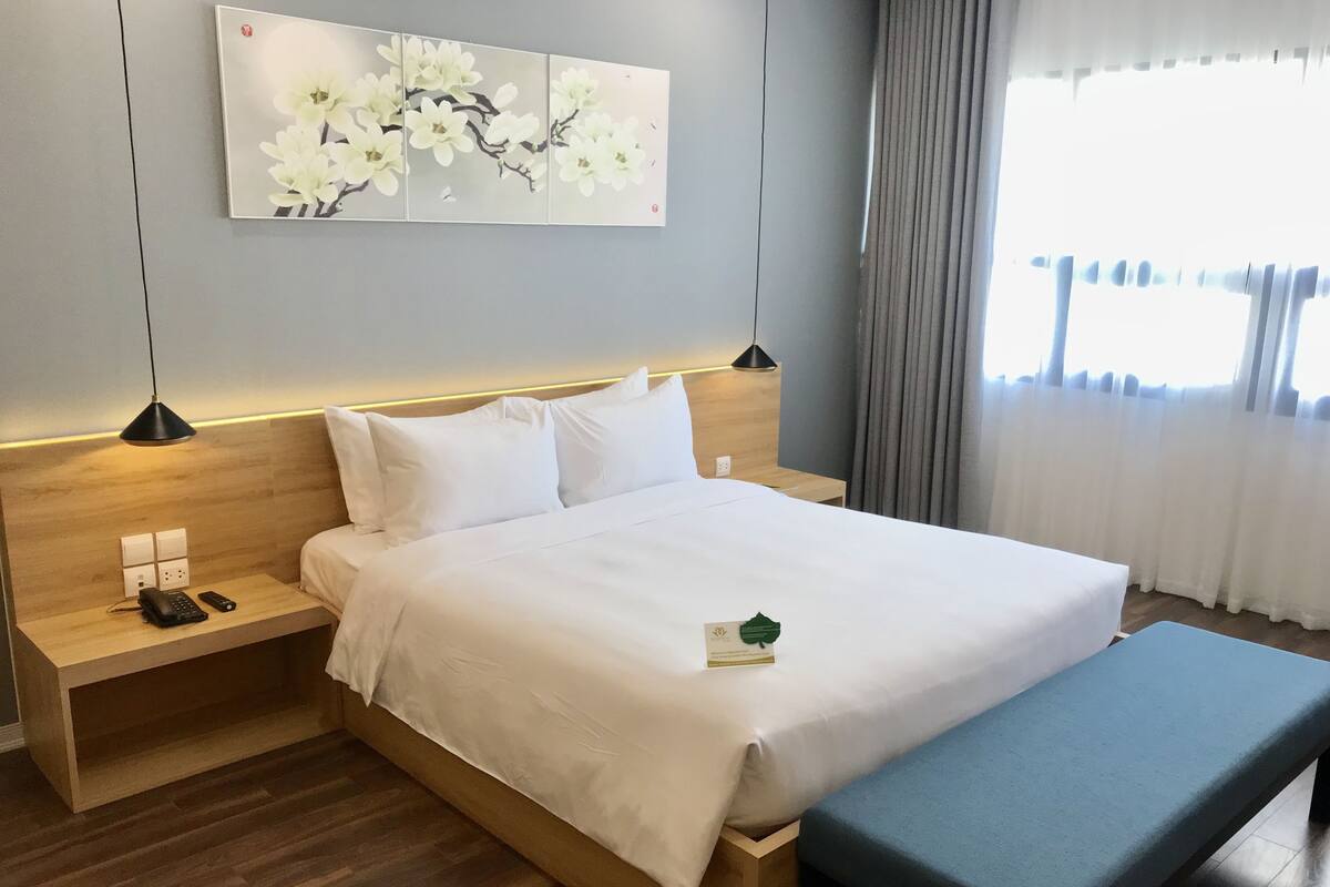 Deluxe Double Room | Desk, blackout drapes, soundproofing, WiFi (free)