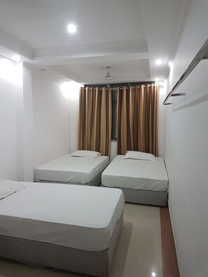 Chambre Standard Double ou avec lits jumeaux