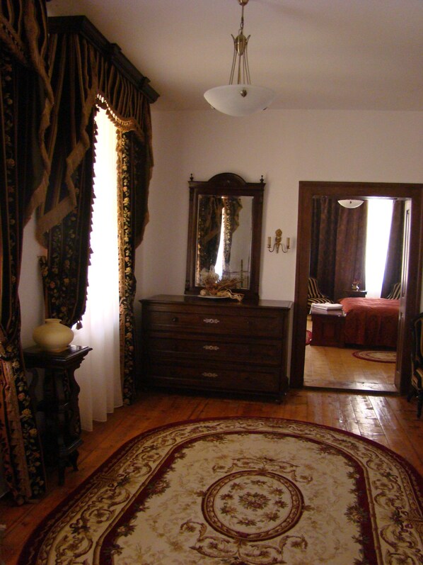 1 bedroom, free WiFi -  DROWRY APARTMENT -Drops of tradition, nature and relaxation.  (Apoldu de Sus)