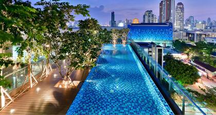 Civic Horizon Hotel & Residence