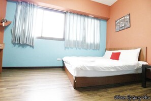 Standard Double Room | Desk, blackout drapes, free WiFi