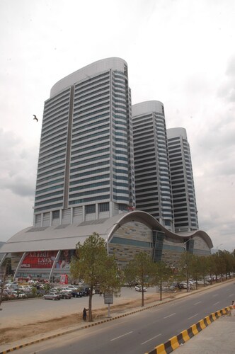Centaurus Suites