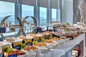 Desayuno continental incluido todos los días 