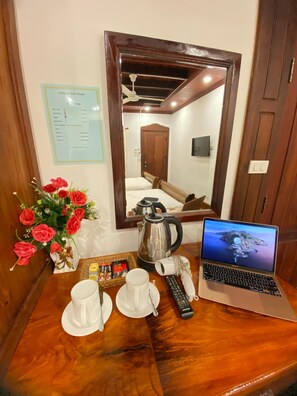 Down duvets, pillow-top beds, minibar, in-room safe - Villa Sirikili Luang Prabang (Luang Prabang)