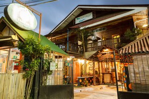 Fachada de la propiedad