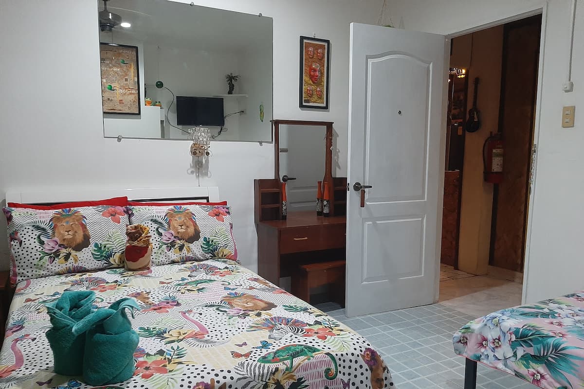 Emerald Deluxe Room, Private Bathroom