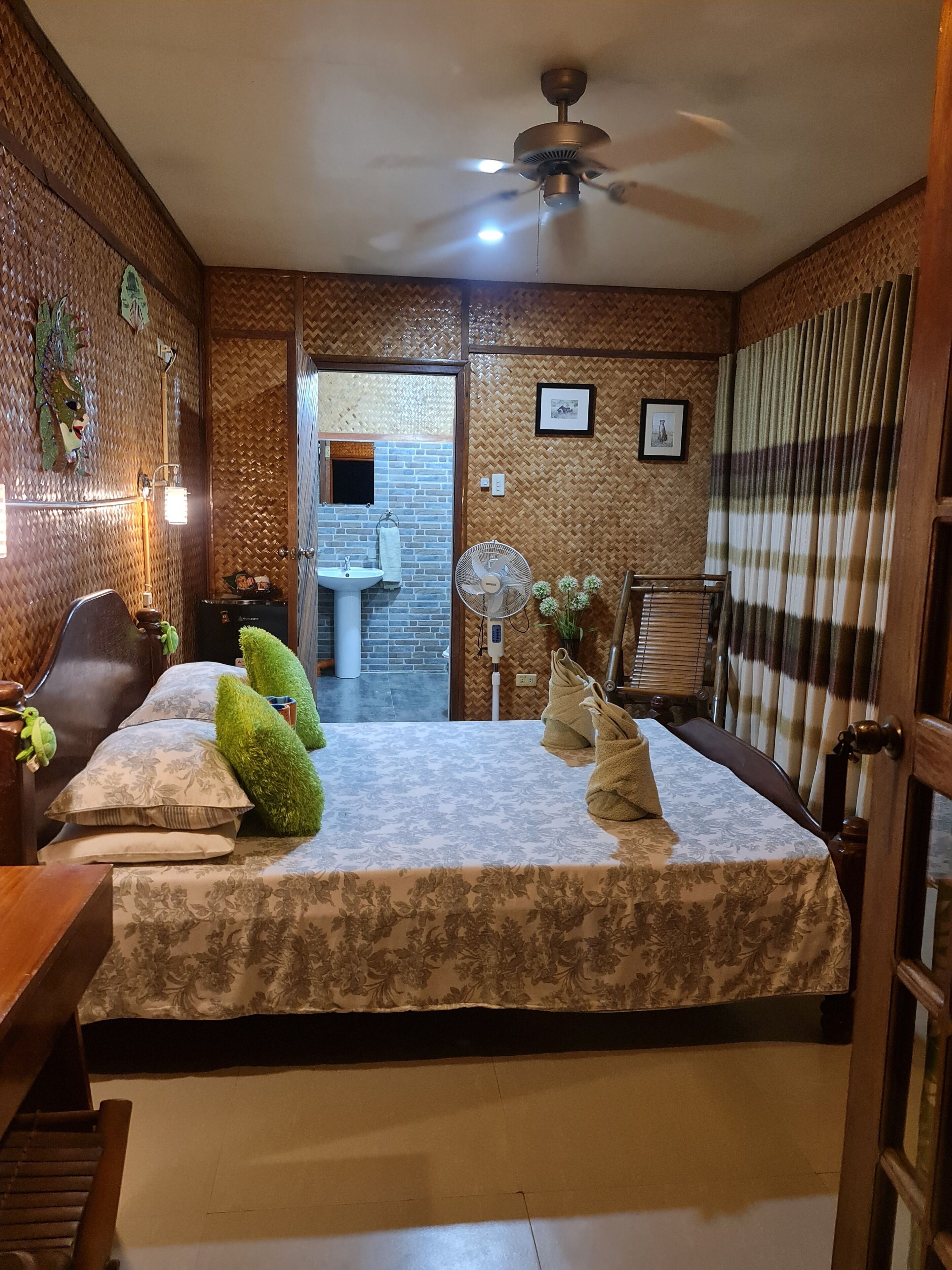 green room private bathroom | bathroom | shower, hair dryer, bidet, towels