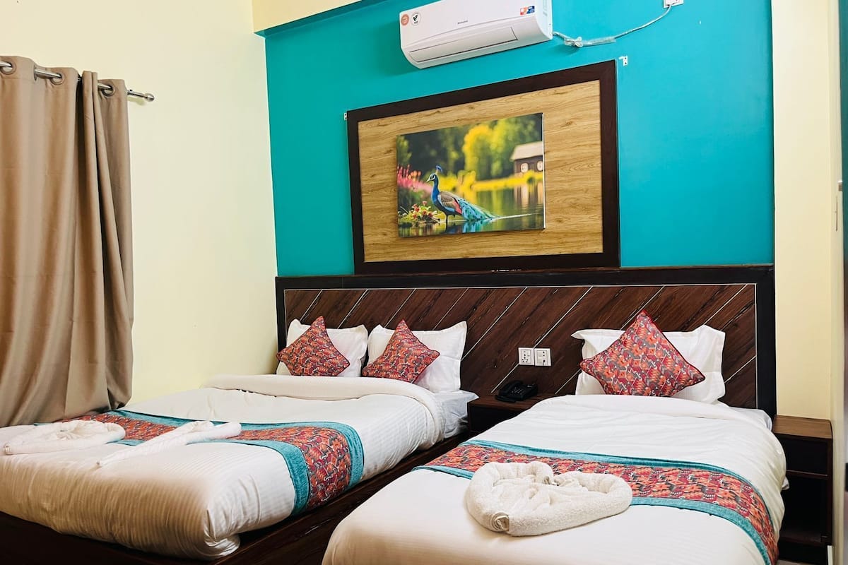 Familienzimmer | Schreibtisch, Bügeleisen/Bügelbrett, kostenloses WLAN