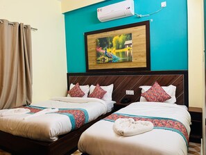 Familienzimmer | Schreibtisch, Bügeleisen/Bügelbrett, kostenloses WLAN