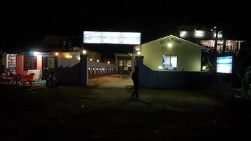 ูุงุฌูุฉ ุงูู
ูุดุฃุฉ - ูู ุงูู
ุณุงุก/ุงูููู