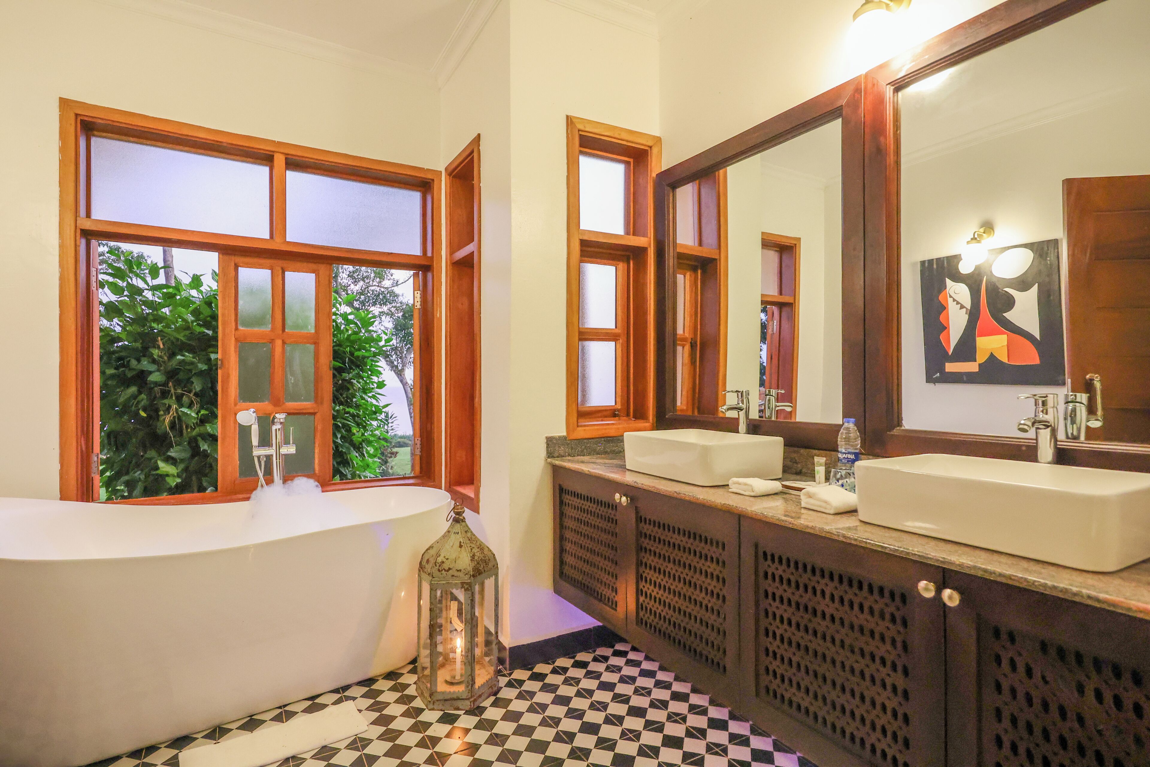 suite | 1 bedroom, premium bedding, minibar, desk