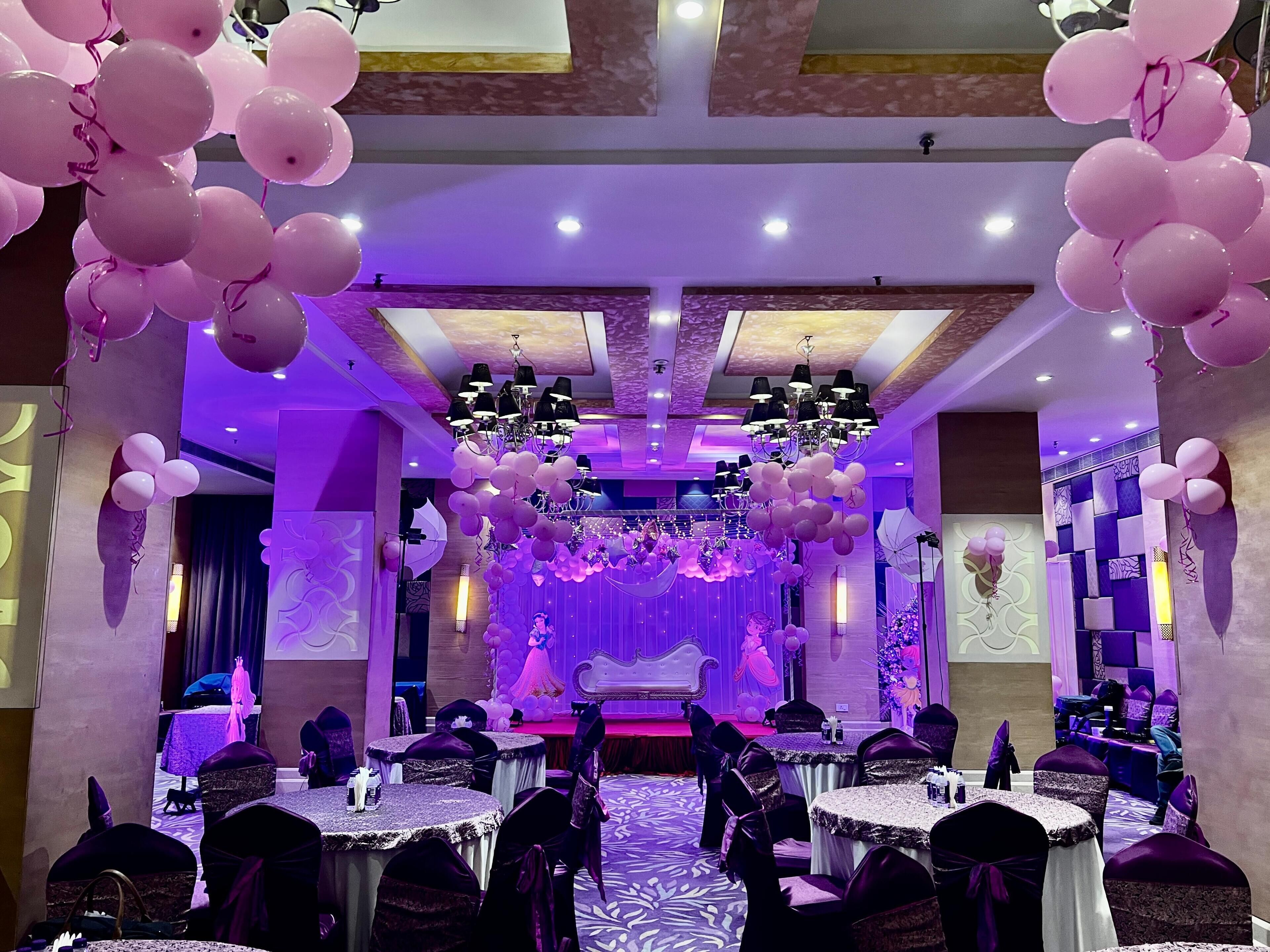 Banquet hall