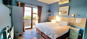 Standard Suite, Balcony, Sea View | 1 bedroom, in-room safe, individually decorated, individually furnished - Crooked Tree Cottage (Umhlanga)