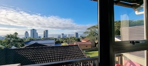 Junior suite, balkon, uitzicht op zee | 1 slaapkamer, een kluis op de kamer, individueel gedecoreerd