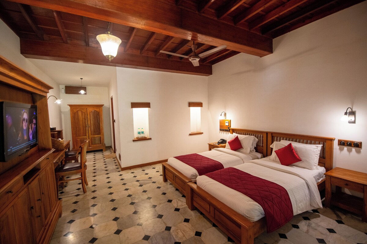 Premium Room, Garden View | Premium bedding, minibar, in-room safe, desk