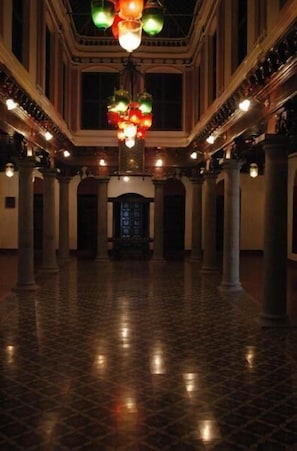 Banquet hall - Chidambara Vilas - A Luxury Heritage Resort (Thirumayam)