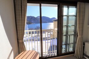 Standard Twin Room | In-room safe, desk, soundproofing, free WiFi - Hatago Nagomi (Nikko)
