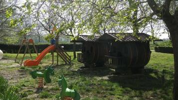 Children's play area - outdoor