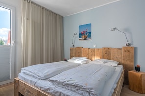 Desk, free WiFi, bed sheets, wheelchair access - Biohotel Wilhelmshöher Tor (Kassel)