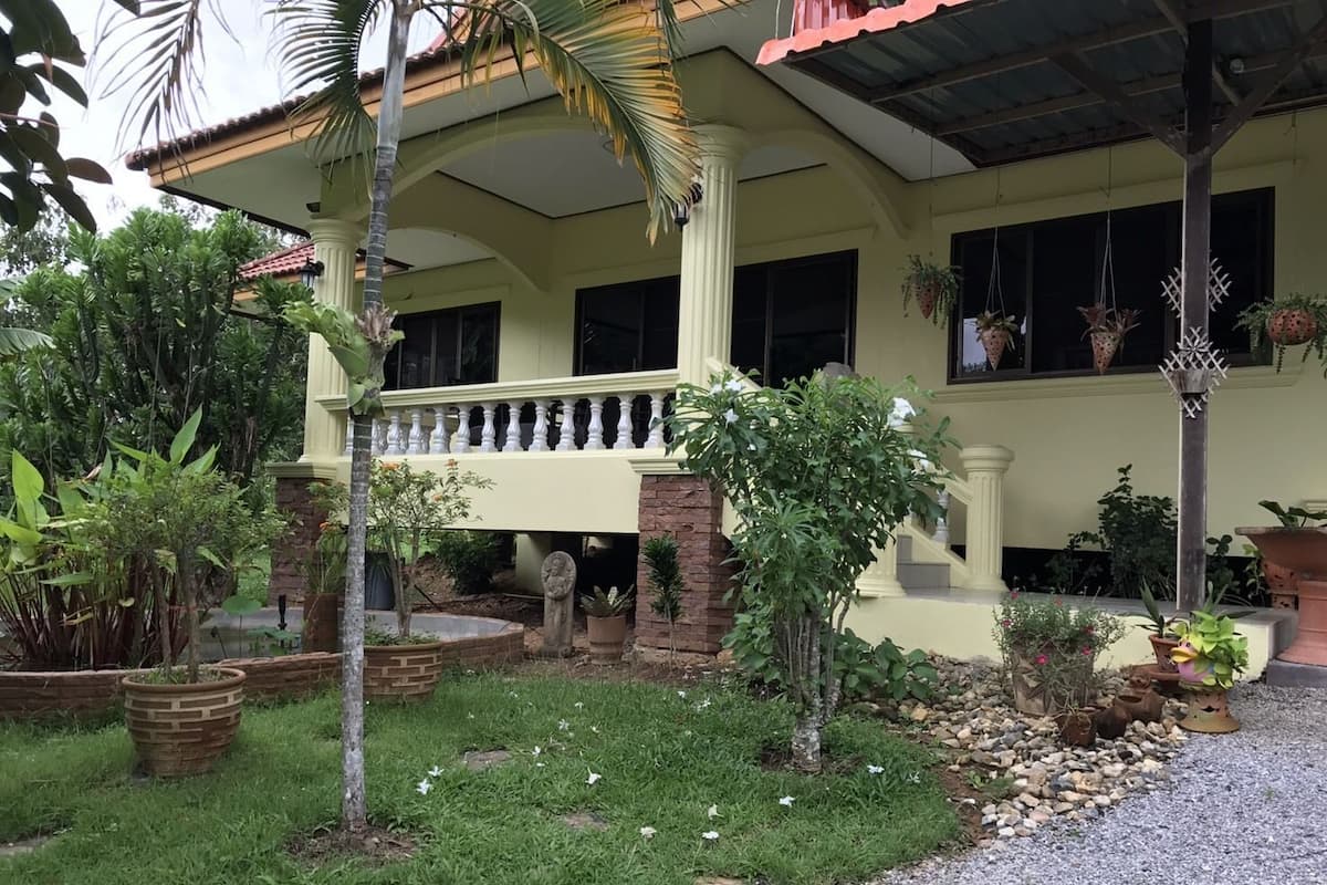 3 Bedroom House | Minibar, free WiFi