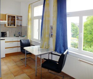 Kühlschrank, Hochstuhl