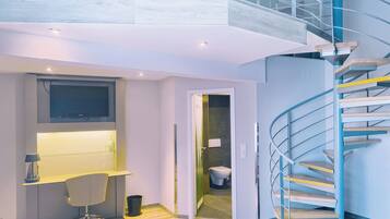 Loft Familial, 1 chambre (Living Area) | Literie hypoallergénique, coffres-forts dans les chambres, bureau