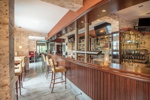 Bar (on property) - Garner Hotel Stuhr Bremen A1 by IHG (Stuhr)
