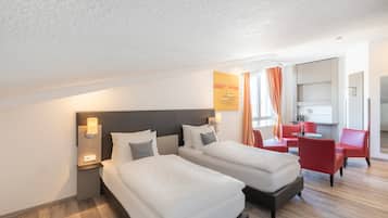 1 Schlafzimmer, Allergikerbettwaren, Zimmersafe, Schreibtisch