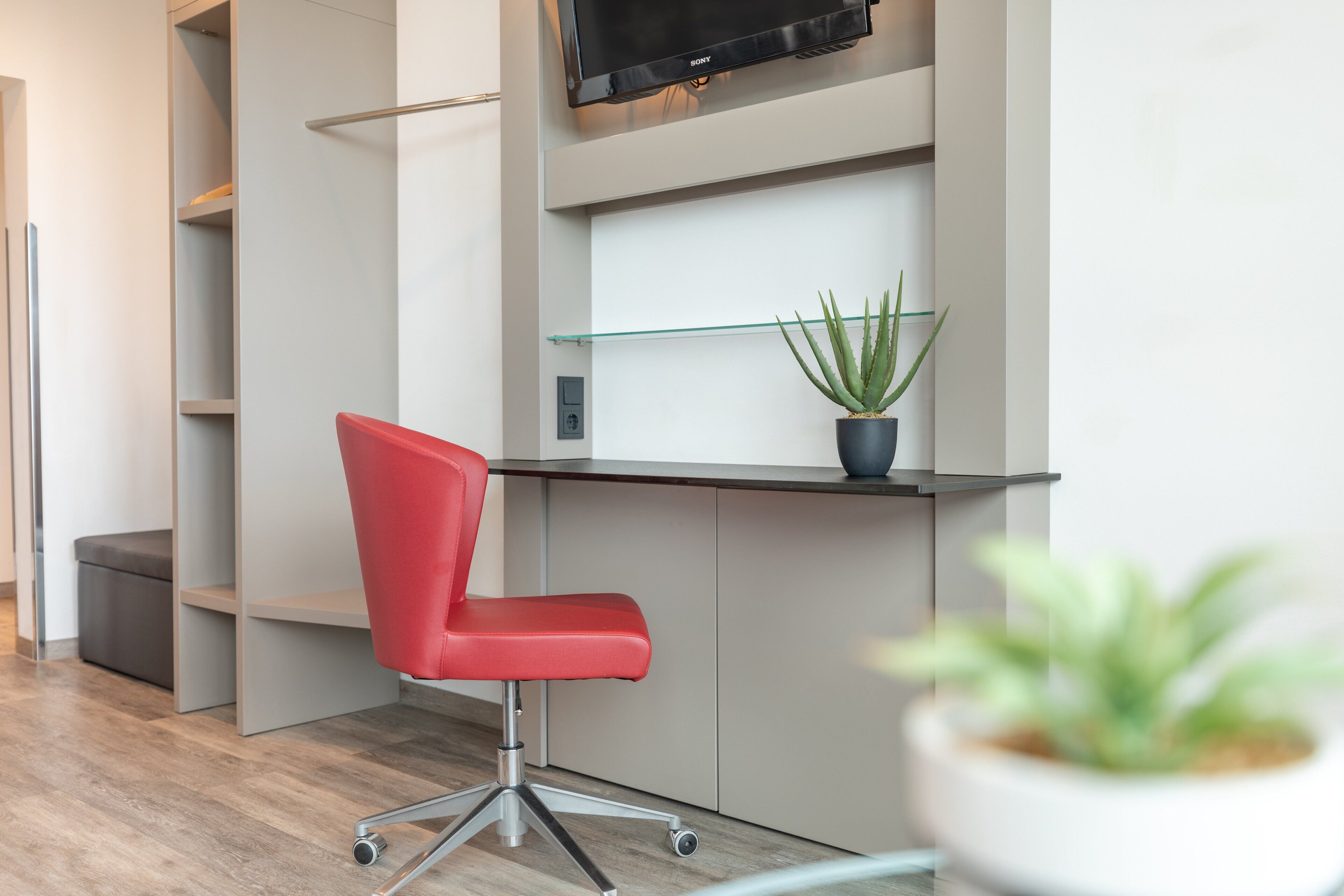 comfort studio suite | 1 bedroom, hypo-allergenic bedding, in-room safe, desk