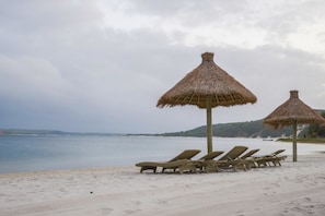 Beach nearby, sun-loungers