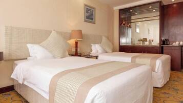 Desk, blackout drapes, free WiFi