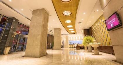 Crystal Island Hotel