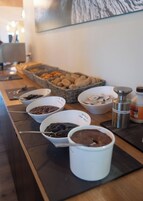 Café da manhã continental grátis todos os dias