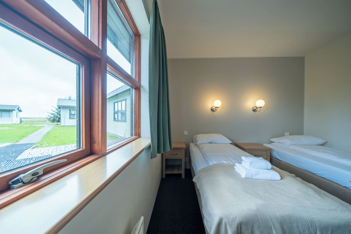 Standard Twin Room | 1 bedroom, desk, free WiFi, bed sheets