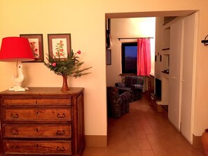 Interior entrance - Agriturismo Poggio alle Vigne (Torgiano)