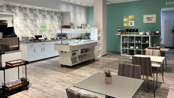 Daily buffet breakfast (EUR 19 per person)