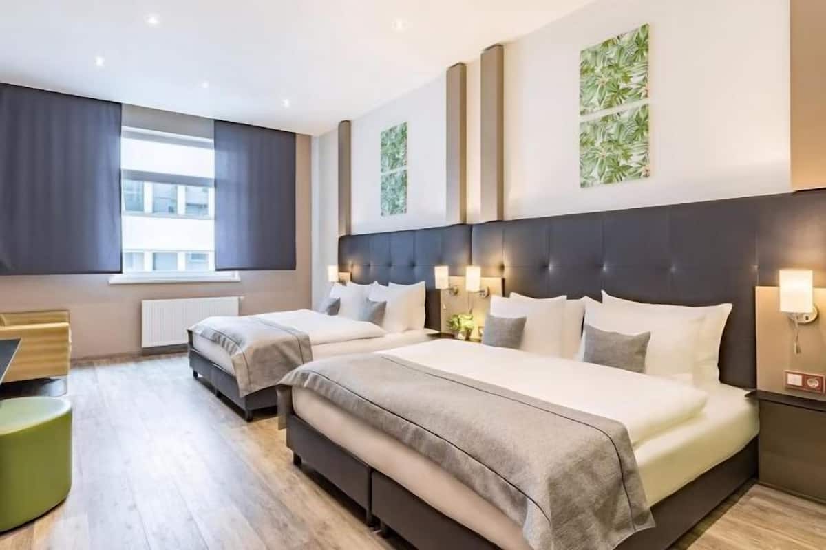1 bedroom, hypo-allergenic bedding, in-room safe, desk