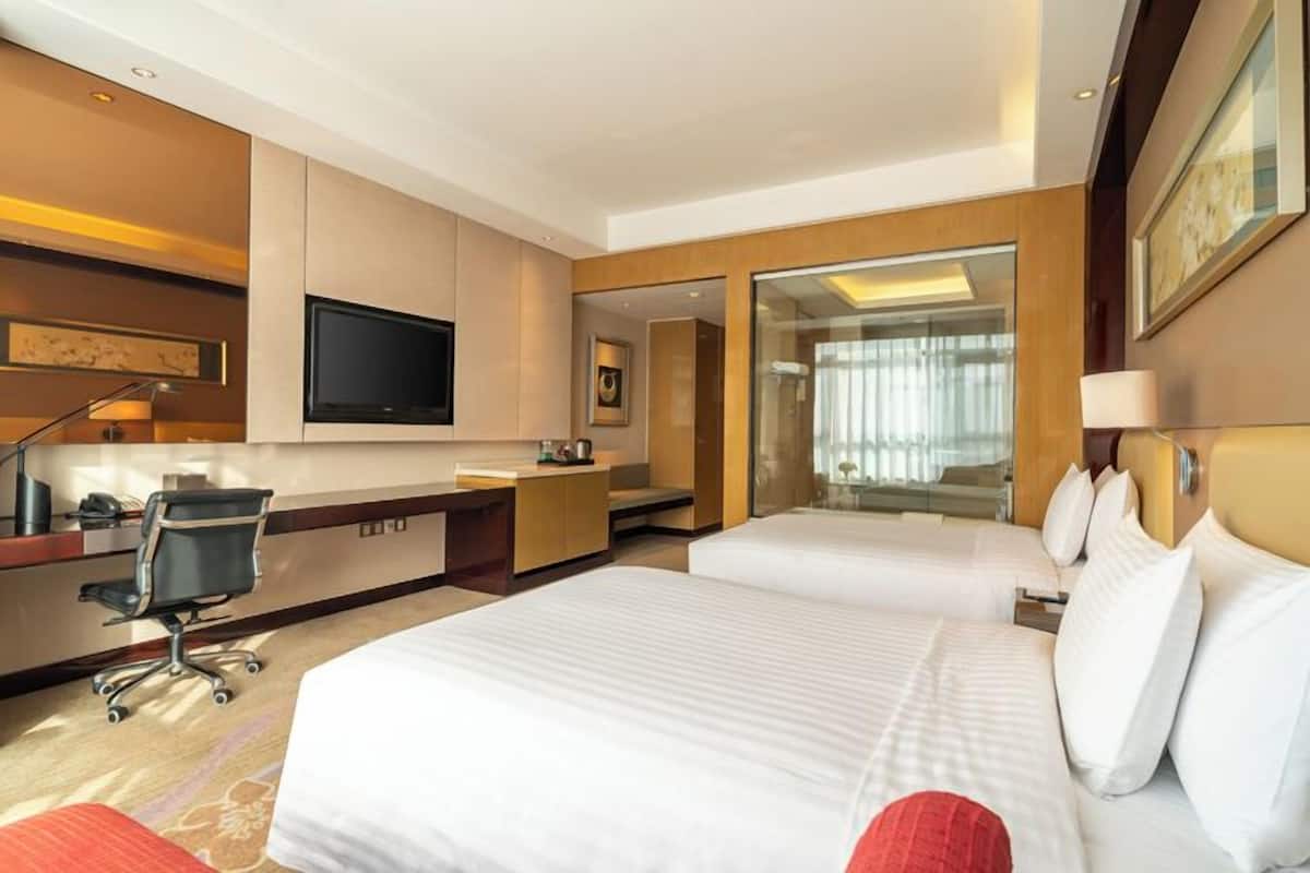 Executive-Zweibettzimmer | Hochwertige Bettwaren, Minibar, Zimmersafe, Schreibtisch