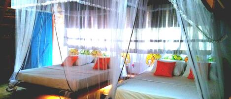 Phòng Suite Superior, 1 phòng ngủ, quang cảnh vườn | Bàn, phòng cách âm, truy cập Internet không dây miễn phí