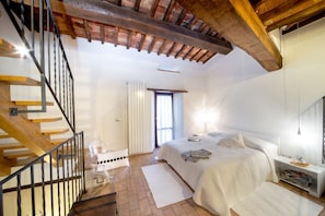 Apartment, 2 Schlafzimmer | Hochwertige Bettwaren, Schreibtisch, Bügeleisen/Bügelbrett