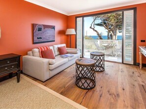 Suite, 1 kingsize bed | Woonruimte | Flatscreentelevisie en Netflix