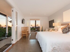 Suite, 1 King-Bett | Hochwertige Bettwaren, schallisolierte Zimmer, Bügeleisen/Bügelbrett