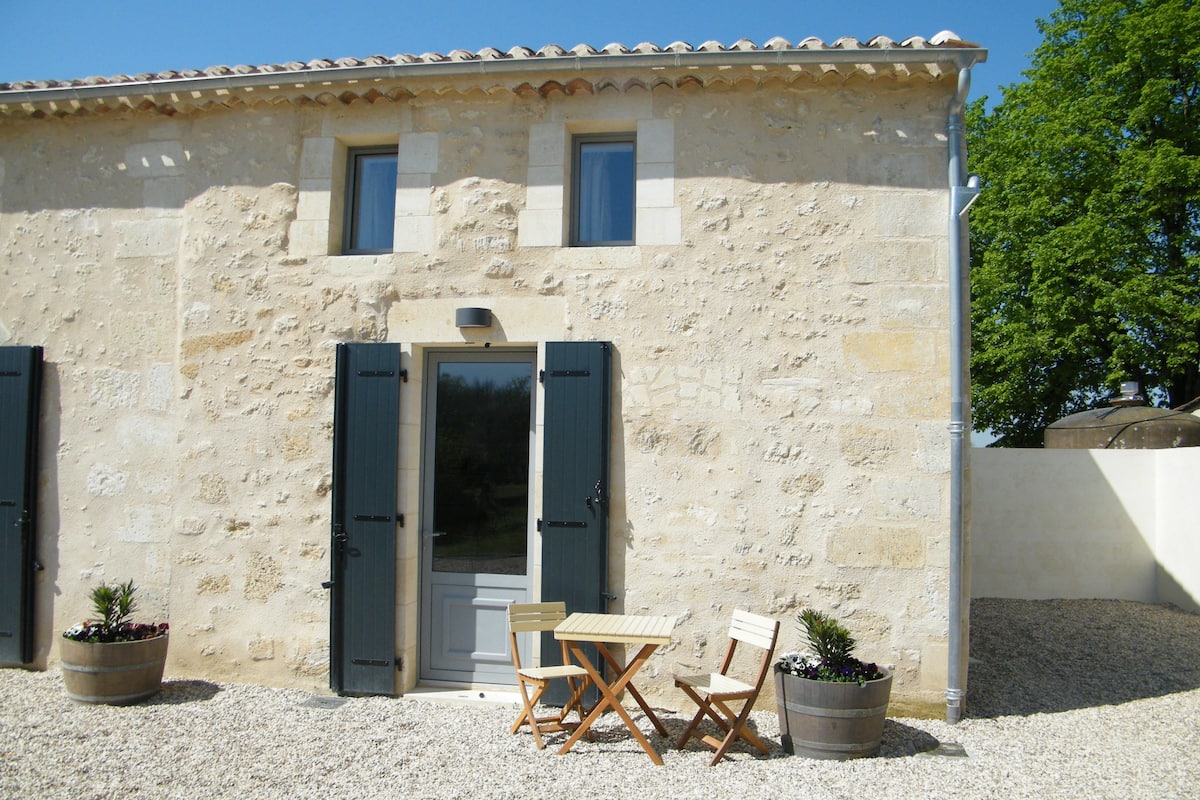 Cottage (4. The Courtyard) | Terrace/patio