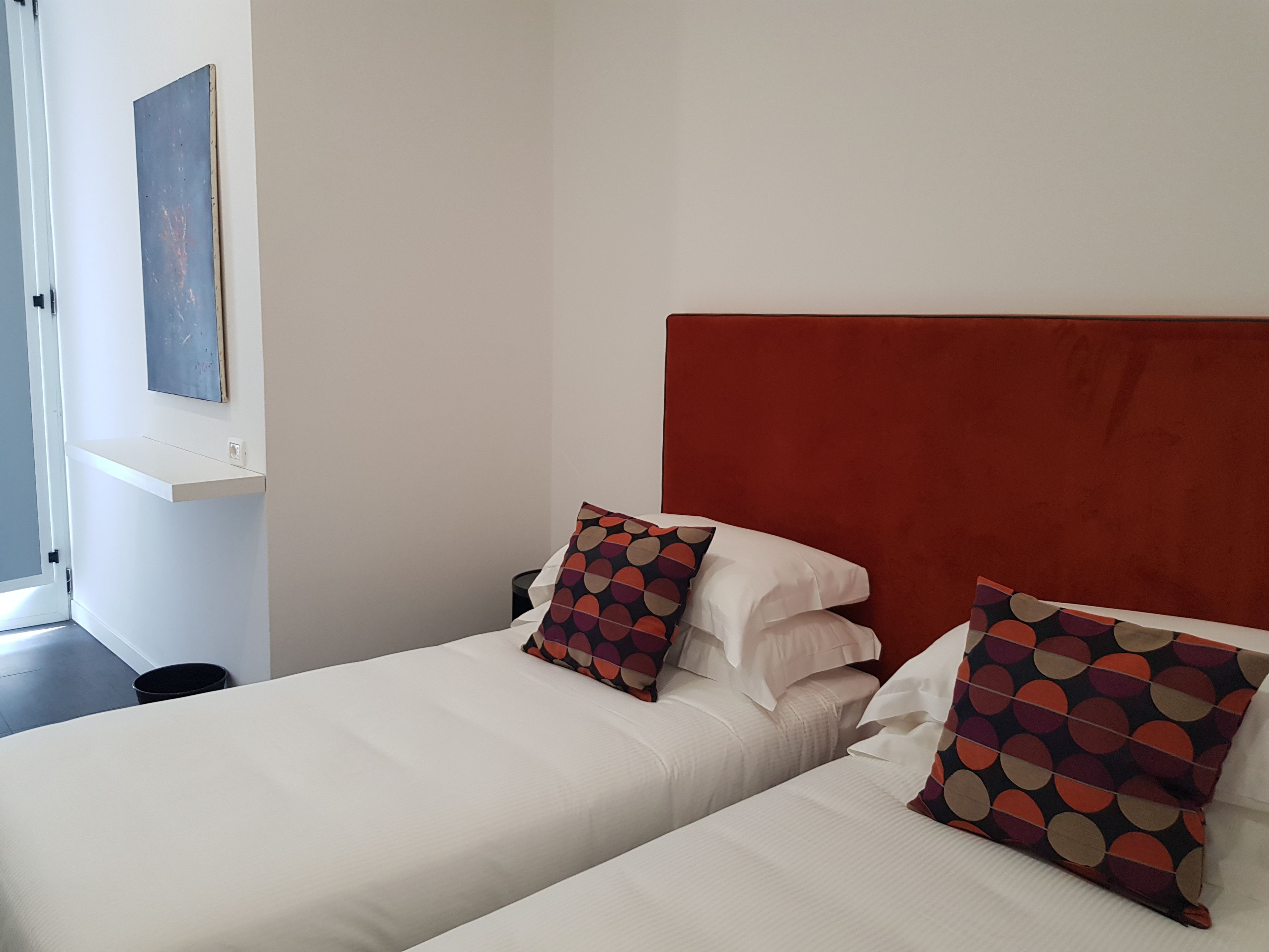 twin room, 2 single beds | in-room safe, soundproofing, free wifi, bed sheets